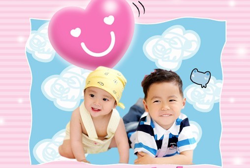 父母是孩子的第一任老師，對(duì)孩子一生的發(fā)展十分重要。因此家長(zhǎng)與孩子的溝通至關(guān)重要。孩子非常在乎父母是否全身心投入關(guān)注他們成長(zhǎng)，有的父母雖然與孩子常年在一起，但不一定經(jīng)常溝通。